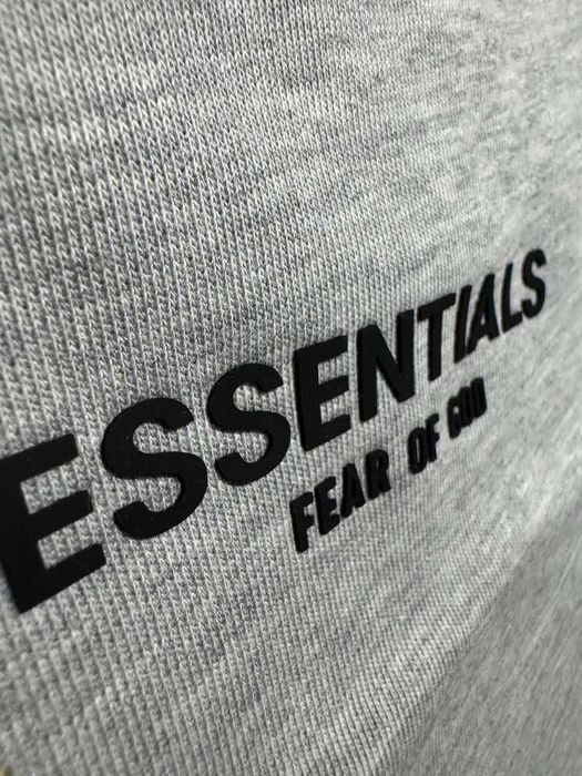 Fear Of God "Essentials" Shorts Gray