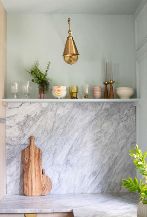 Продам настенные светильники, бра