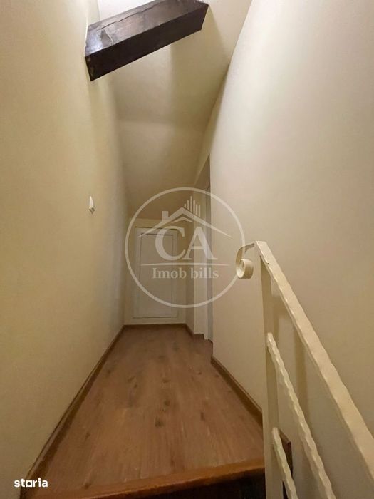 Casa de vanzare cu 3 camere tip duplex in zona Rogerius Oradea