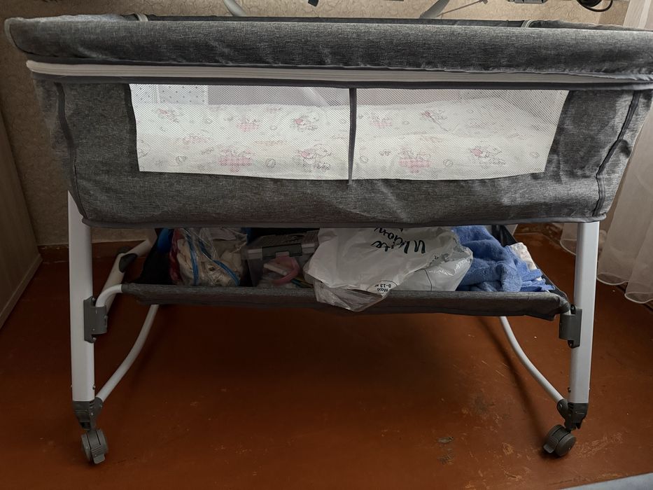 Продам манеж- кровать