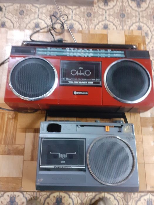 Касетофони.HITACI