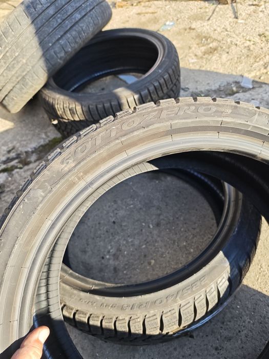 Зимни гуми Пирели 225/40/18