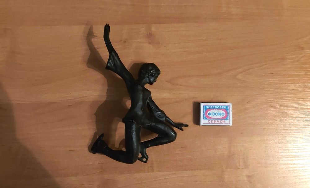 Статуэтка «Фигуристка»