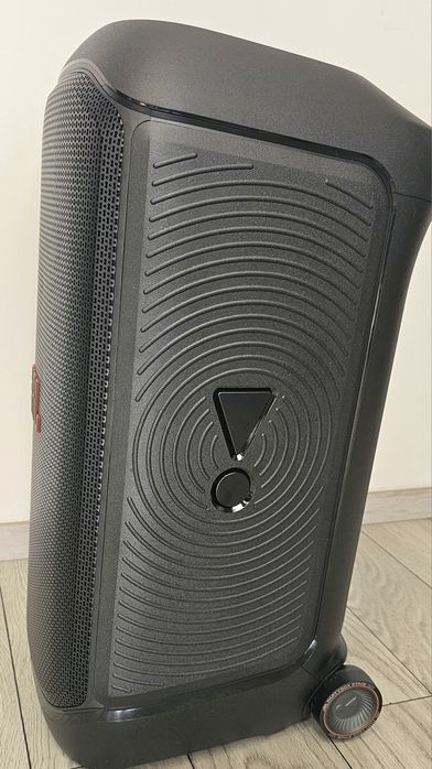 Vând JBL PartyBox 320