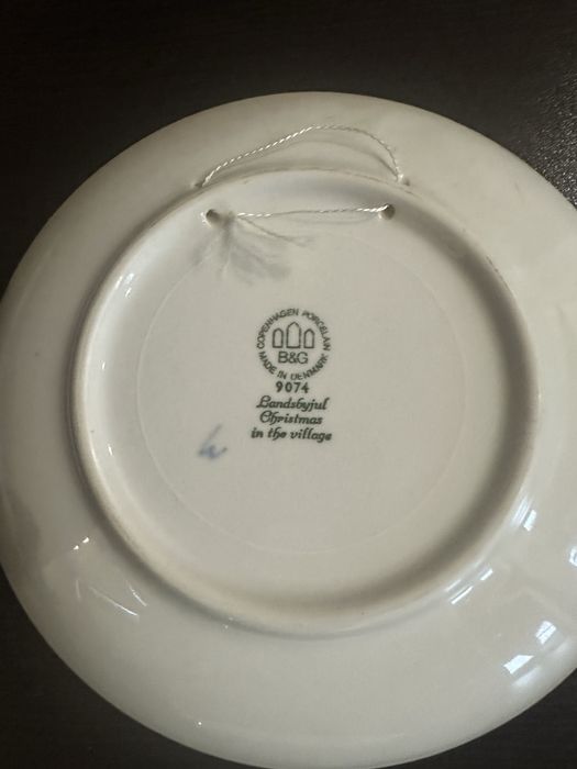 Датски порцеланови декоративни чинии за стена