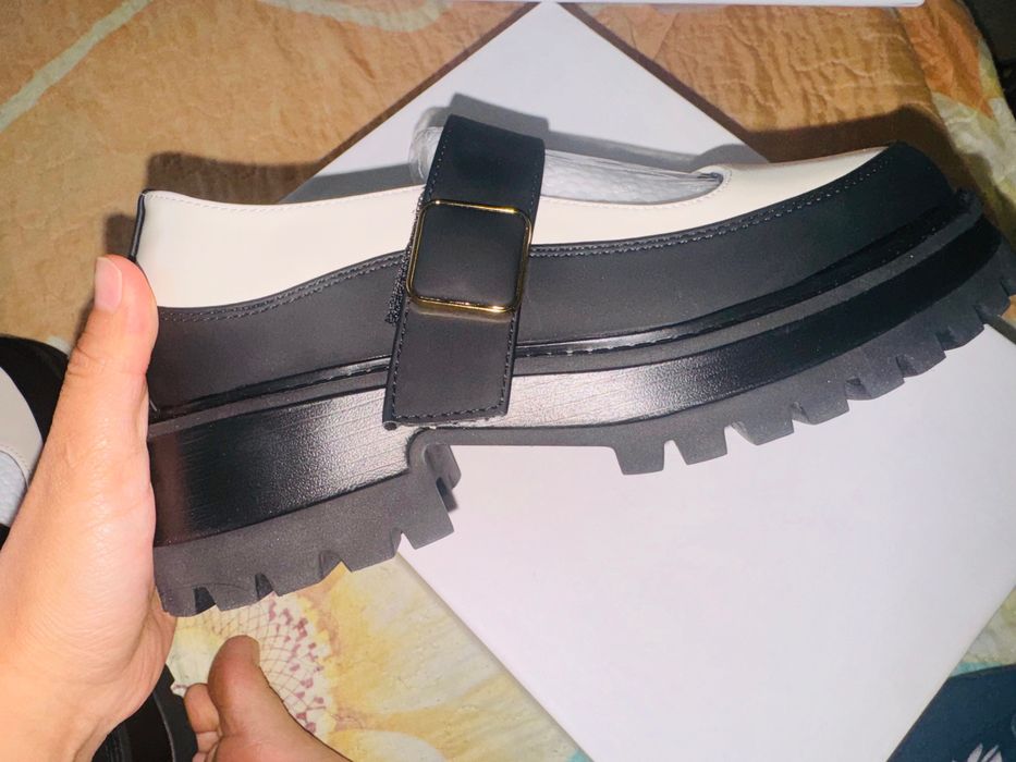 Женские лоферы новые