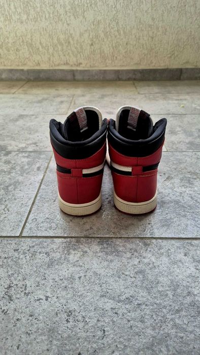 Air Jordan 1 High OG Homage to Home  size US 8