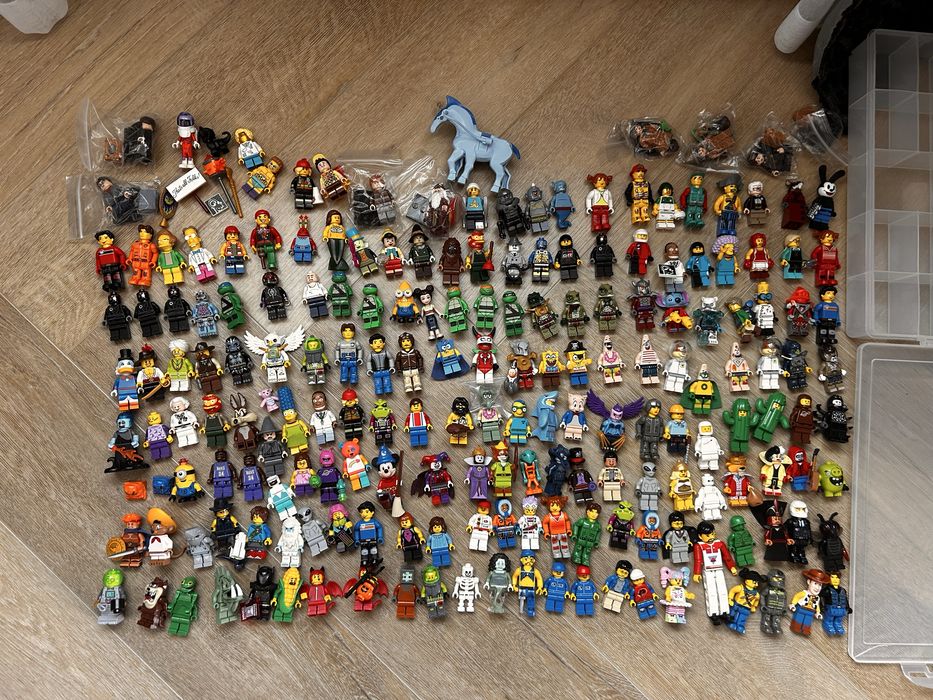 Лего фигурки по разным сериям