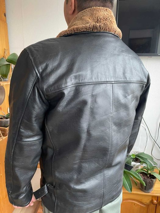 Черно яке от кожа телешки бокс