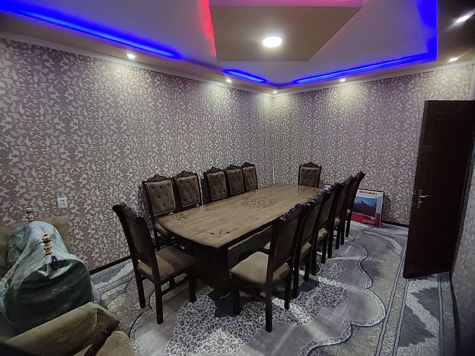 Guliston shaxarda 3 xonalik uy sotiladi