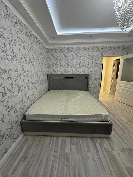 Двух спальная кровать