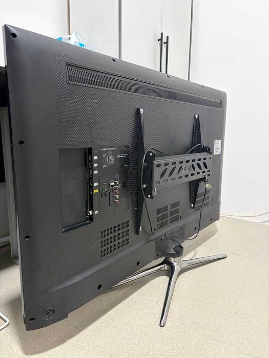 Телевизор LED Samsung