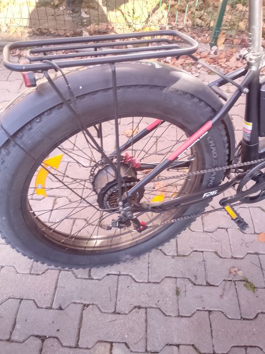 Bicicleta electrica nouă 2motore se vinde pentru lipsă de timp pentru