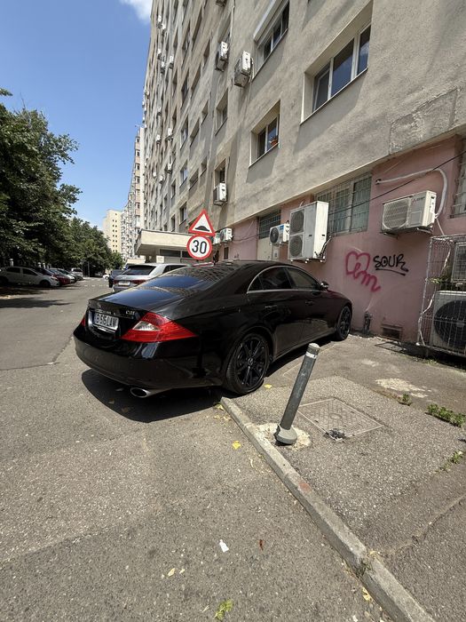 MERCEDES-BENZ CLS