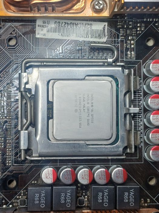 Placa de baza ASUS ROG Maximus Extreme X38 lga775 + Core 2 Quad Q9550 + 2GB DDR3 1333