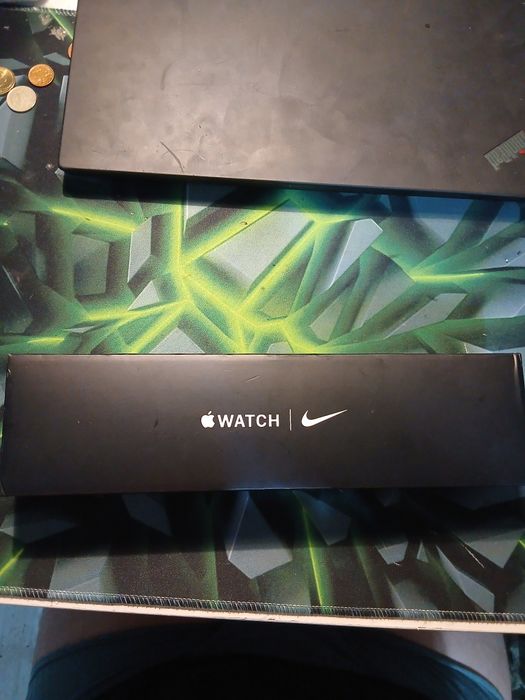 Apple watch series 5 saphitr GPS ,LTE