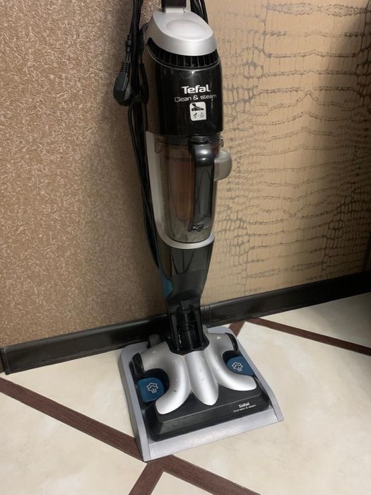 Продам паровой пылесос Tefal