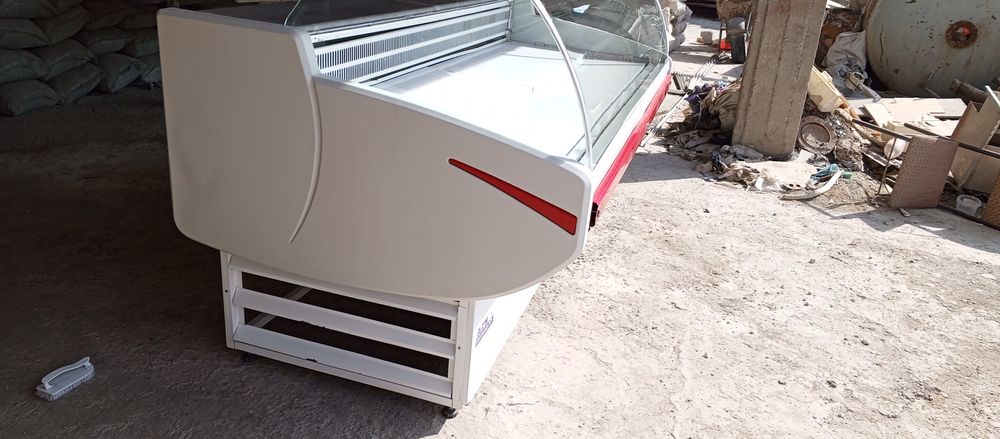 Vetrina xaladelnik garantiya