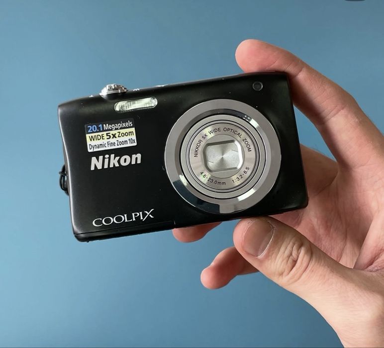 Цифровая камера Nikon Coolpix A100