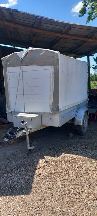 De vânzare remorca auto de 750kg