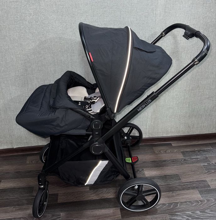 Продам коляску new lux