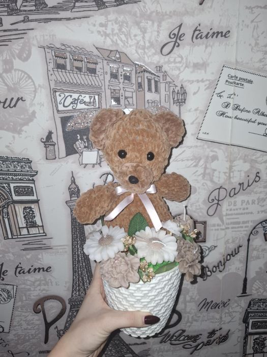 Плетено мече с букет от свещи