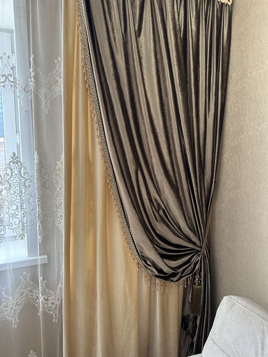 Продам шторы  с ламбрикеном