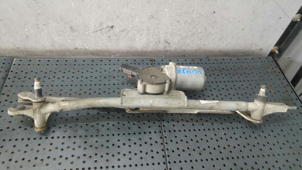 Ansamblu stergator motoras chrysler voyager 05113043ab w000011423