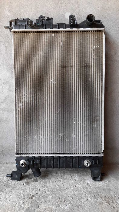 Продаётся бензонасос, радиатор ступица малибу.