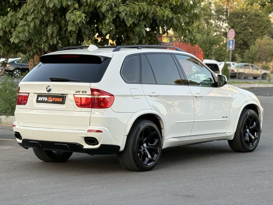 BMW X5 XDrive48i