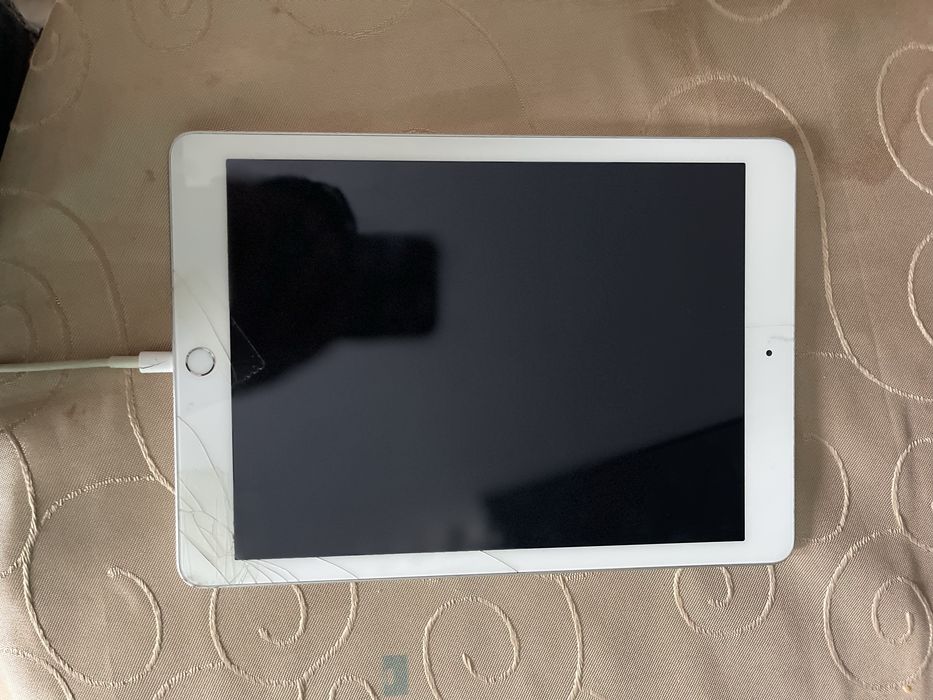 Telefoane de piese si functionale