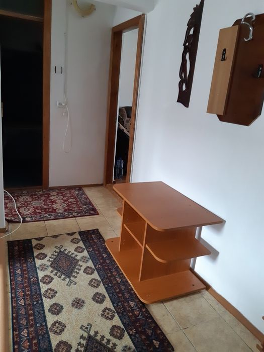 Vand apartament 2 camere decomandat