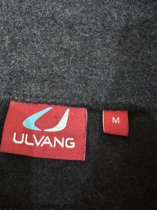 Вълнен пуловер ULVANG .Размер М