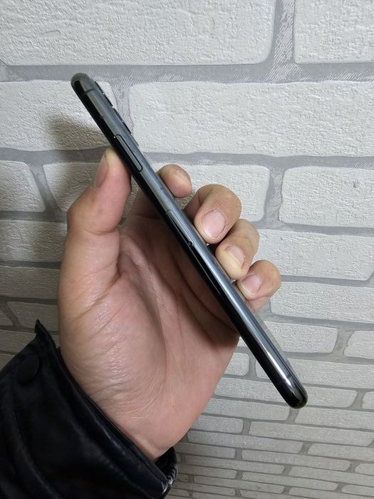 iPhone 11 Pro Max 64 GB