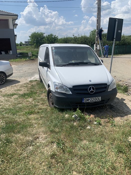 Masina Mercedes Vito