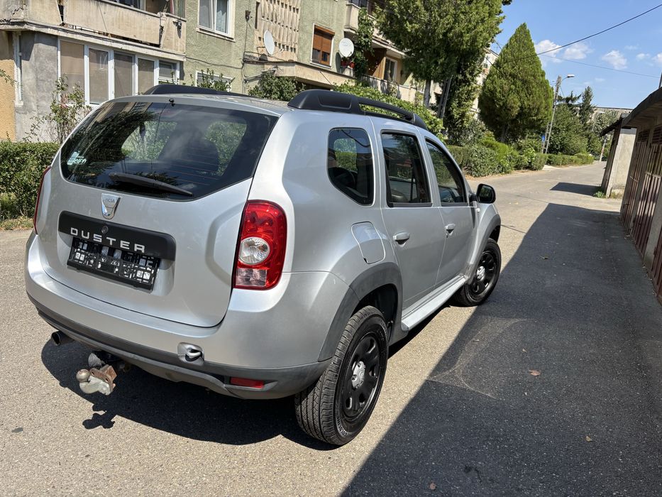 Dacia Duster Laureate 1,6 16 v benzina