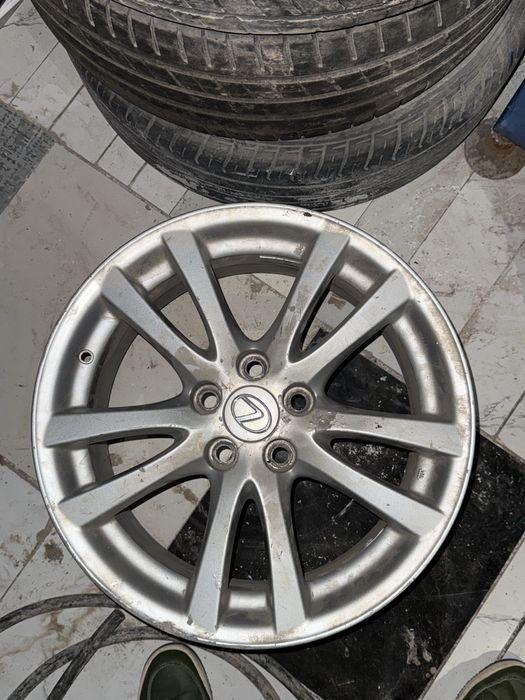 Продам диски от лексус is