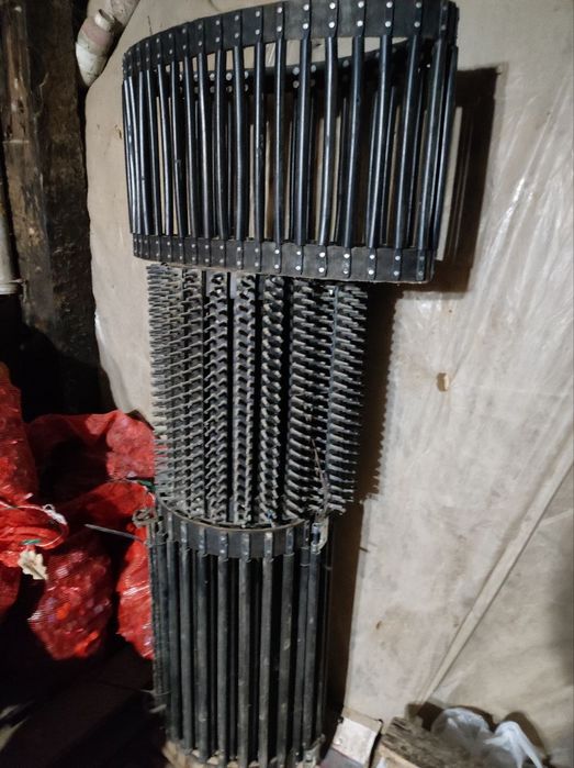 Продам Картофелеуборочные Комбайн