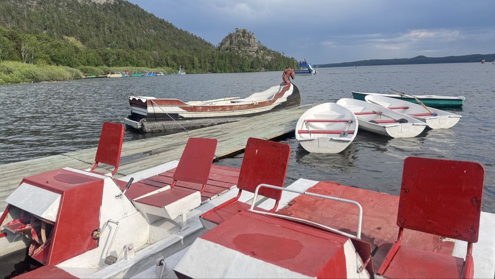 Продам лодку дракон вместимостью 20 чел