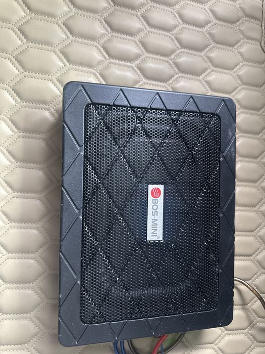 Самбуфер под сиденье