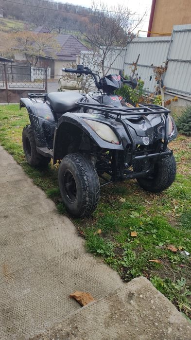Vând ATV linhai 260cc