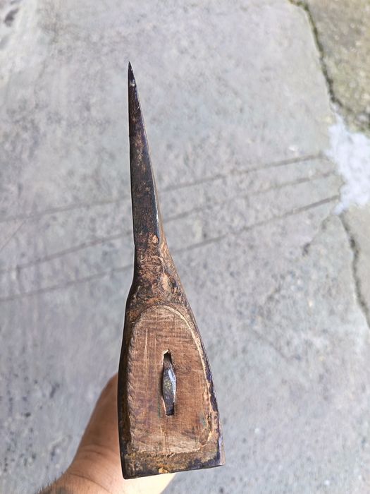 Securie de tăiat lemne ,din foaie de arc, de vânzare