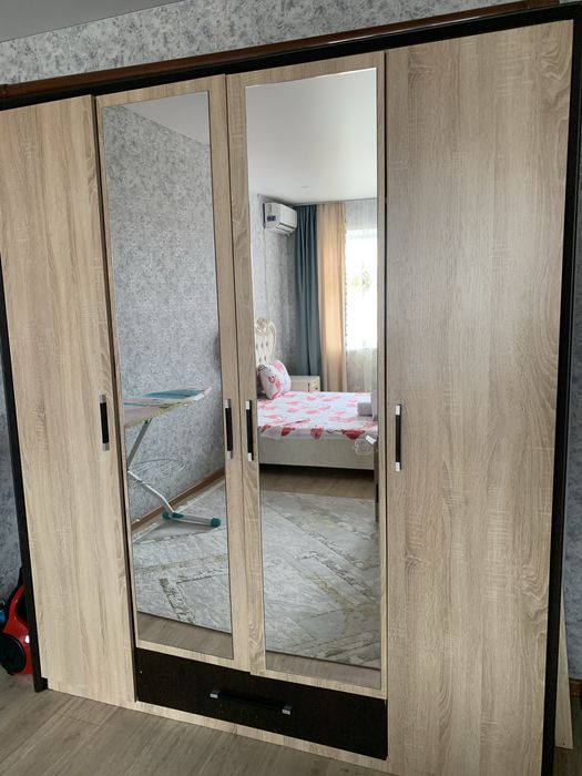 Продается  шкаф