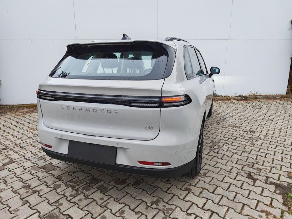 LEAPMOTOR C10 2024 — imagine 30