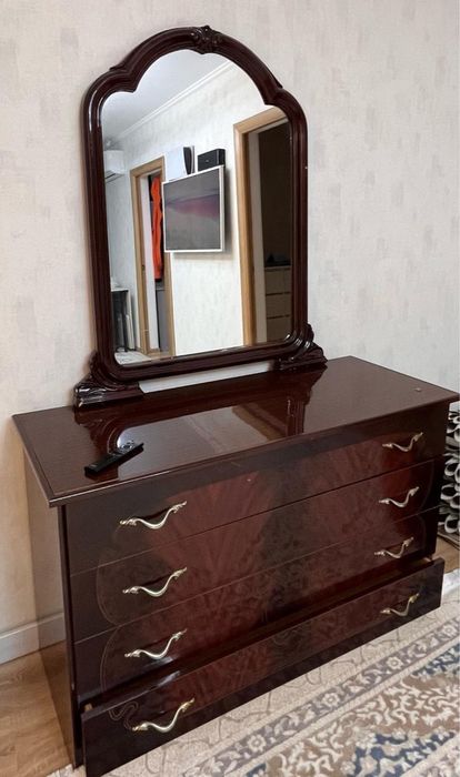 Спальный гарнитур, диван сафа