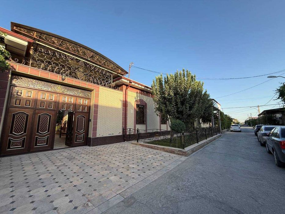 TAYYOR ERTAKNAMO 6 SOTIQLI hovli sotiladi #a945