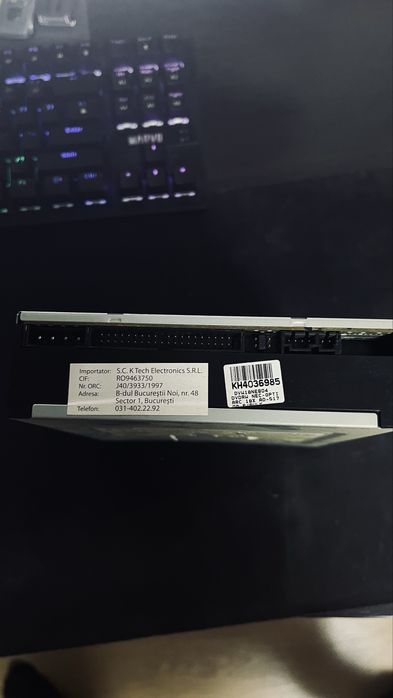 DVD URI  unul pentru cd uri mai mici