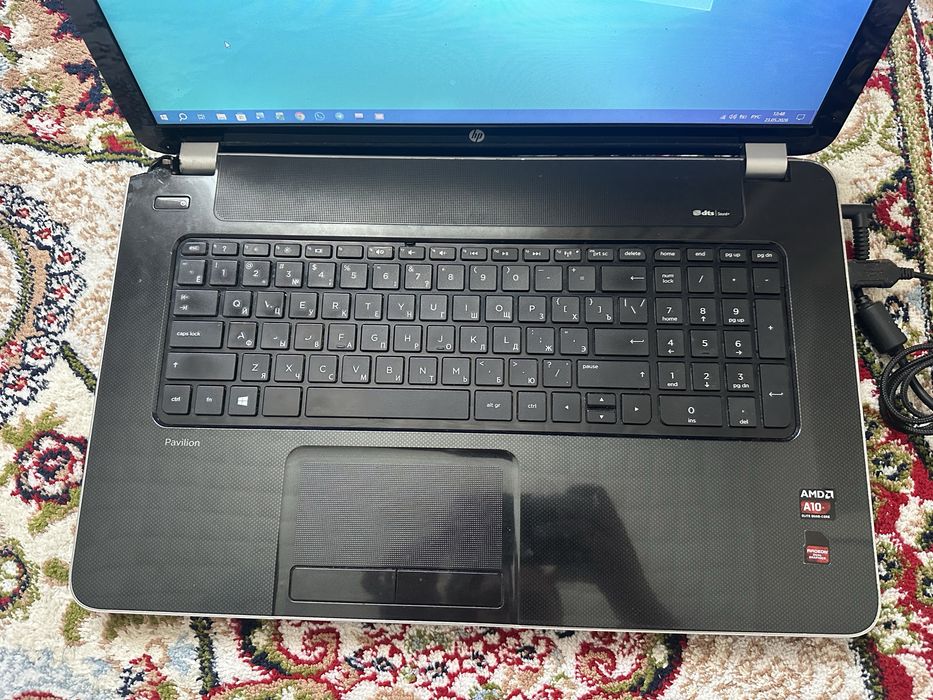 Ноутбук HP Pavilion 17