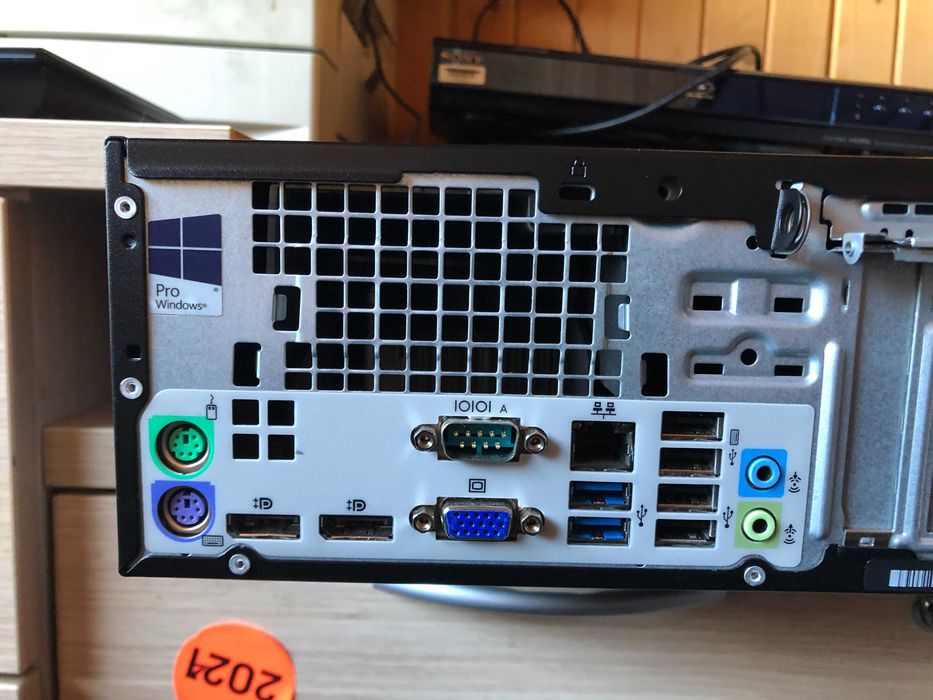 HP EliteDesk 705 G2 SFF,AMD PRO A8 8650B 3200MHz 8MB,16GB Ram,NO hard