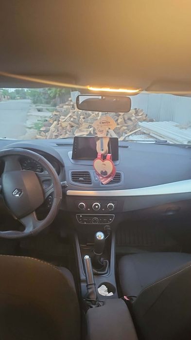 RENAULT Megane 2012 — imagine 2